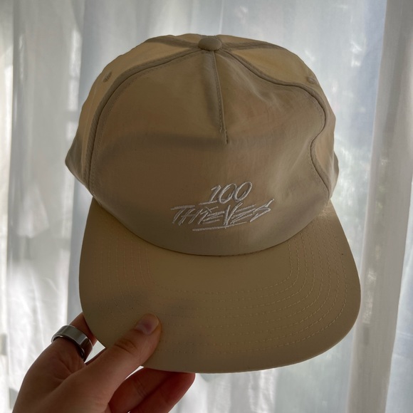 Cream 100 Thieves SnapBack Cap - Picture 1 of 4